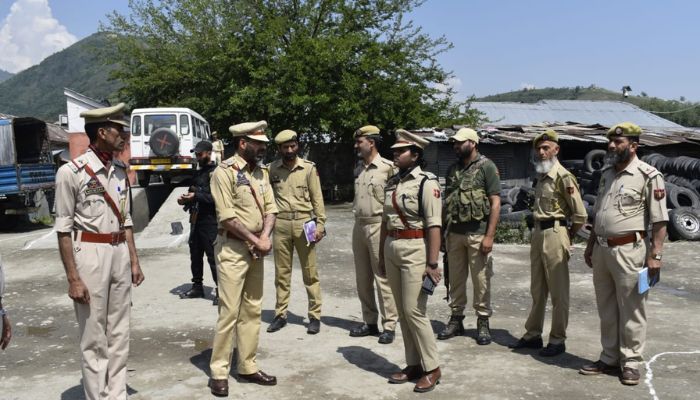 SP Hqrs Baramulla Ms Divya conducts inspection of Monday Parade, took stock of functioning of units at DPL