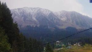 Gulmarg's Affarwat mountain receive seasons first snowfall 2023