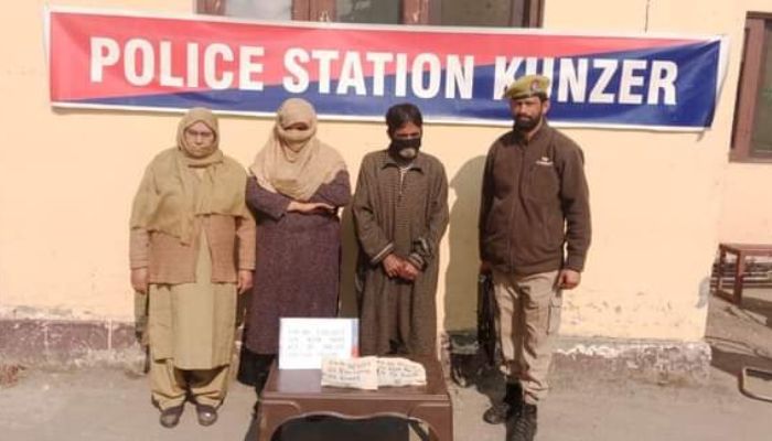 Police arrest 3 drug peddlers including the most notorious & hardcore drug peddler Ab Majeed Mir of Old Town in Baramulla: Contraband substances recovered